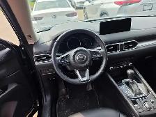 2025 Mazda CX-5 - Photo 3