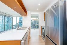 81 NAVY WHARF COURT - OPTIMA CONDOS - 2 BEDROOM DEN W/1-PARKING - Photo 3