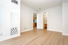 81 NAVY WHARF COURT - OPTIMA CONDOS - 2 BEDROOM DEN W/1-PARKING - Photo 6