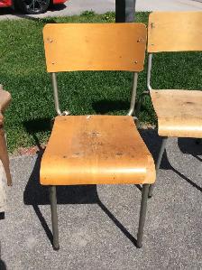 6 Vintage Old School Wooden Chairs Stackable - Photo 3