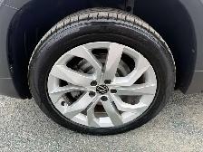 2023 Volkswagen Taos TRENDLINE! CERTIFIED! 4MOTION! BRAND NEW MV - Photo 11