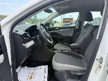 2023 Volkswagen Taos TRENDLINE! CERTIFIED! 4MOTION! BRAND NEW MV - Photo 13
