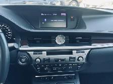 2013 Lexus ES 350 4dr Sdn - Photo 10