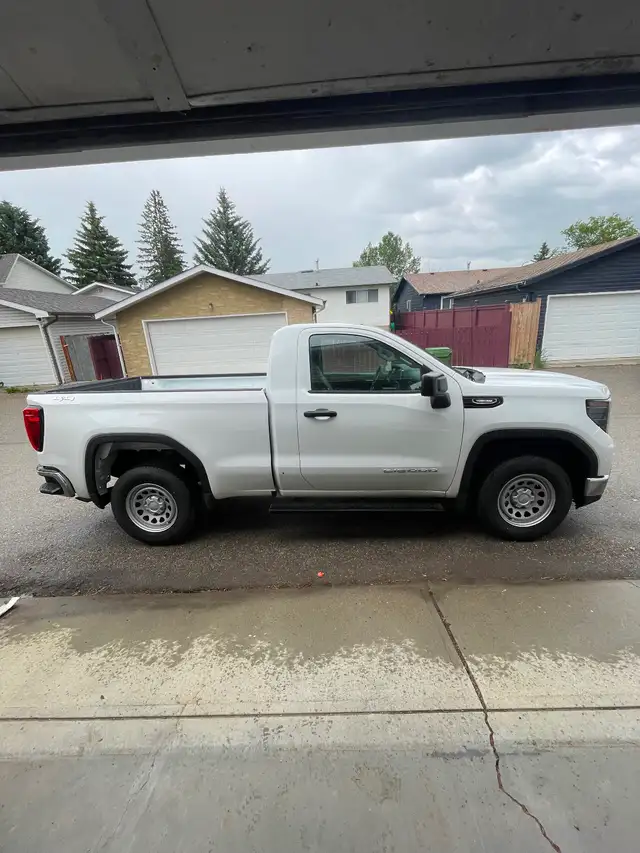 2024 GMC Sierra