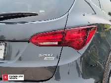 2017 Hyundai Santa Fe Sport 2.4 Luxury LUXURY, AWD, ONE OWNER... - Photo 12