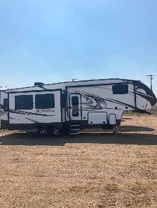 2018 Heartland Sundance Fifth Wheel Camper