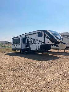 2018 Heartland Sundance Fifth Wheel Camper - Photo 3