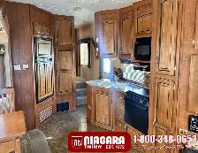 2011 JAYCO EAGLE SUPER LITE 305RLS Fifth Wheel - Photo 11