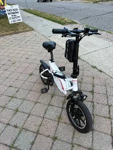 Gyrocopters Folding Electric Bike / E-Bike – $190