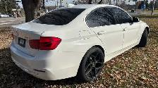 2017 BMW 3 Series 330i xDrive - Photo 4