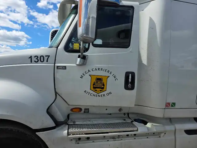 AZ driver single or team for Cross border.