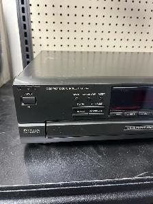 Technics SL-PD8 5 Disc CD Changer Player - Photo 2