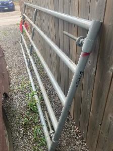 Farm gate - Photo 2