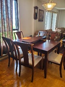 Wood Dining Set - Table with extension piece and 6 chairs