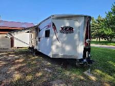 Forest River Toy Hauler - Photo 3