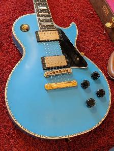 Gibson Custom Mint!