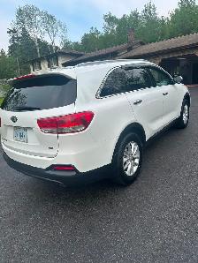 2018 Kia Sorento AWD - Photo 3