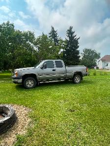2006 Chevy Silverado 2500 - Photo 3