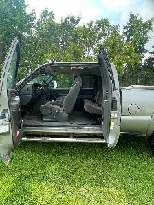 2006 Chevy Silverado 2500 - Photo 4