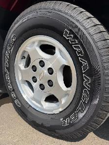 11,000 KM 2004 Silverado 1500 2WD - Photo 7