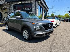 2025 Hyundai Venue Preferred - Photo 4