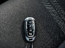 2025 Hyundai Venue Preferred - Photo 24