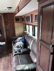 2015 CrossRoads Altitude Toy Hauler - Photo 7