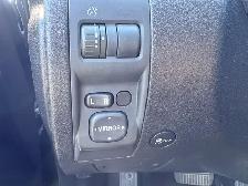 2012 Subaru Forester 2.5X Limited AWD Carfax Clean Low Mileage - Photo 18