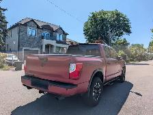 2018 Nissan Titan PRO-4X • Accident Free Well Maintained - Photo 7