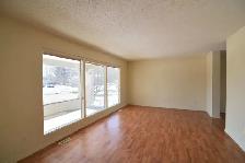 4 Bedrooms House Near West Edmonton Mall for August 1st - Photo 4