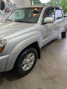 2009 Toyota Tacoma TRD - Photo 2