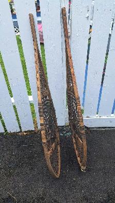 antique snow shoes - Photo 4