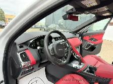 2018 Jaguar E-PACE R-Dynamic HSE AWD! 41142 KMS! ONE OWNER-CERTI - Photo 4