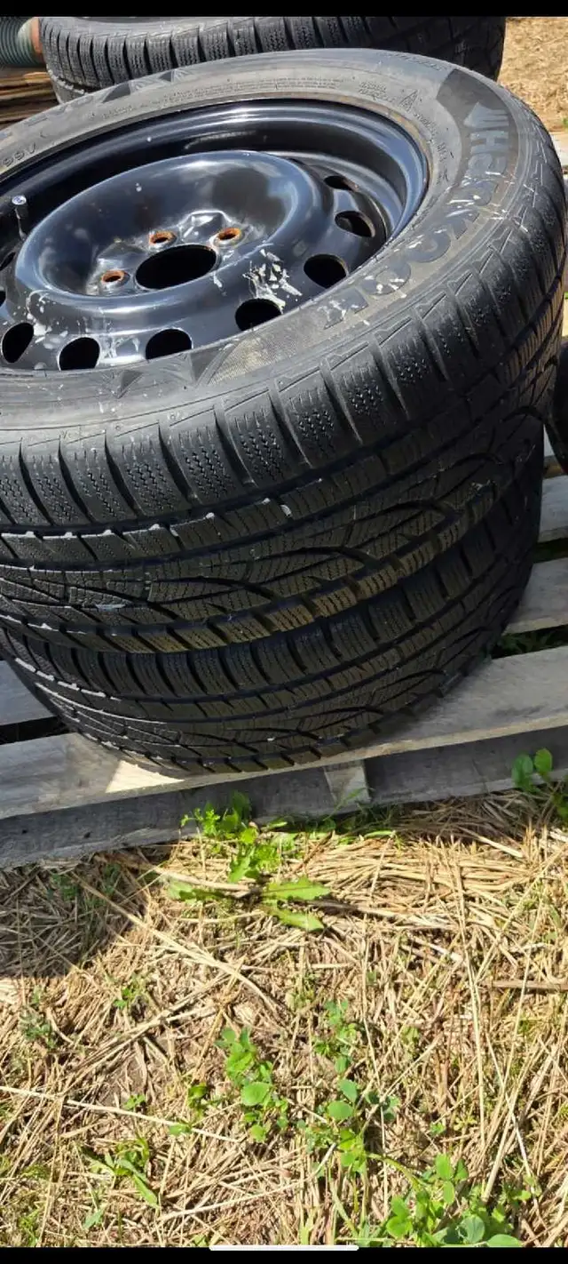 Selling 4 winter tires