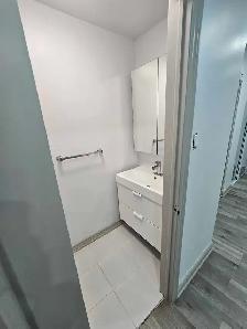 Rooms For Rent In Brampton For Females - Photo 8