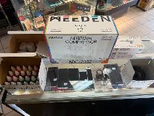 MEEDEN Airbrush Kit with Compressor and Paint - Photo 2