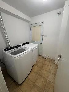 Upper unit for rent in Peterborough - Photo 10