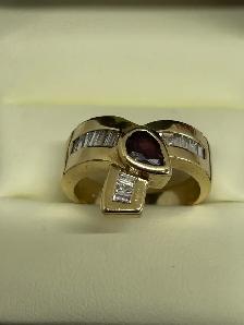 14k vintage bypass Ruby Diamond Ring - Photo 9