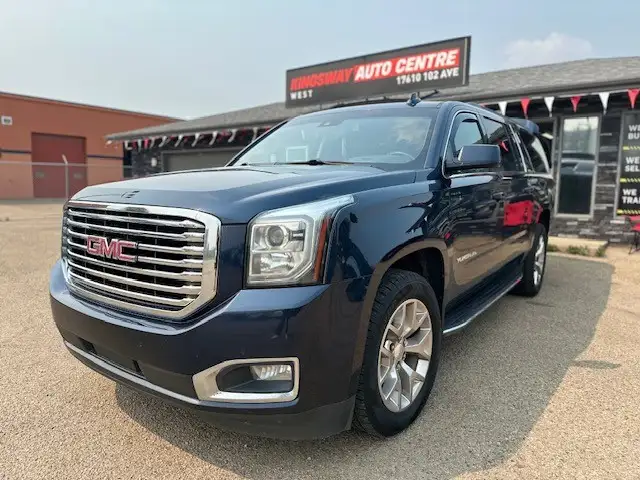 2020 GMC YUKON XL SLT • 5.3L V8 • 7 PASSENGER ACCIDENT FREE SUV