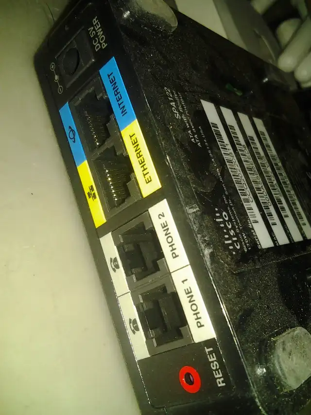 Cisco SPA122 ATA with Router 5000  cisco routers pc mac laptops