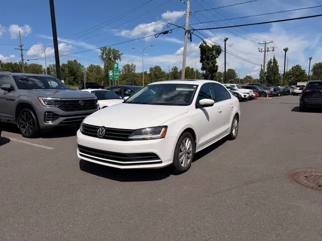 2017 Volkswagen Jetta Sedan Wolfsburg Edition | Toit | Caméra |
