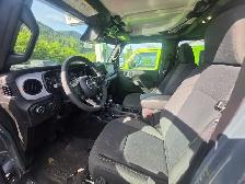2026 Jeep Wrangler Willys - Photo 6