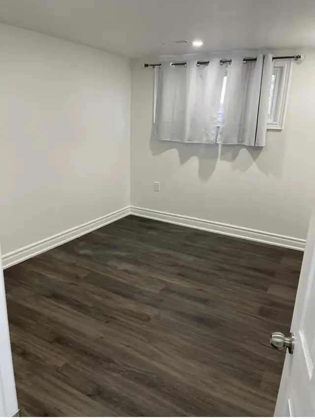 WALKOUT BSMT ( 2 BHK) FOR RENT IN MALTON