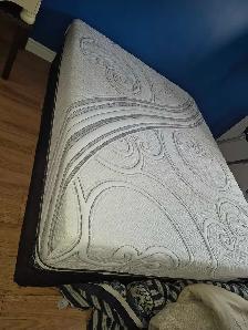 matelas queen