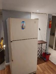 Furnished room for rent - Photo 5