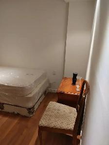 Furnished room for rent - Photo 6