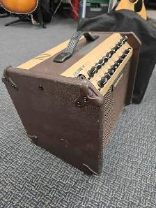 Fishman Loud Box Artist Amp w/dist cover - Photo 7