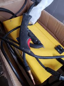 MIG WELDER - Photo 3