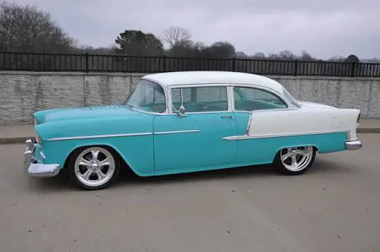 55 chev 2 door post only (Wanted)