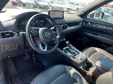 2025 Mazda CX-5 - Photo 11